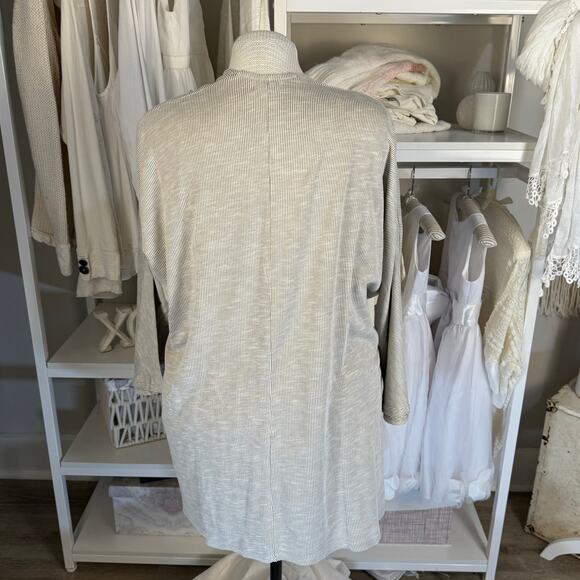 DONNI one-size-fits all, Large-3X  gray, & white striped  knit cardigan #3783 - Picture 3 of 8